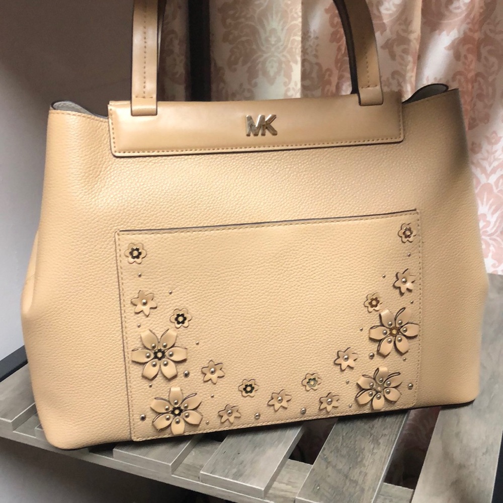 Michael Kors tote